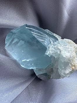 アクアマリン　原石　241g アクアマリン 原石 241g